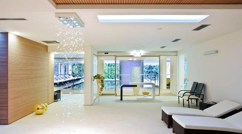 丽兹阿瓜嘉尔梅温泉酒店 Boario Terme 外观 照片
