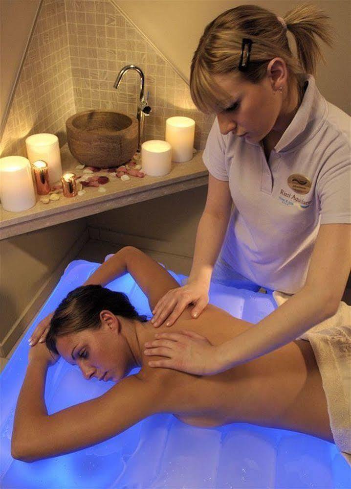 丽兹阿瓜嘉尔梅温泉酒店 Boario Terme 外观 照片